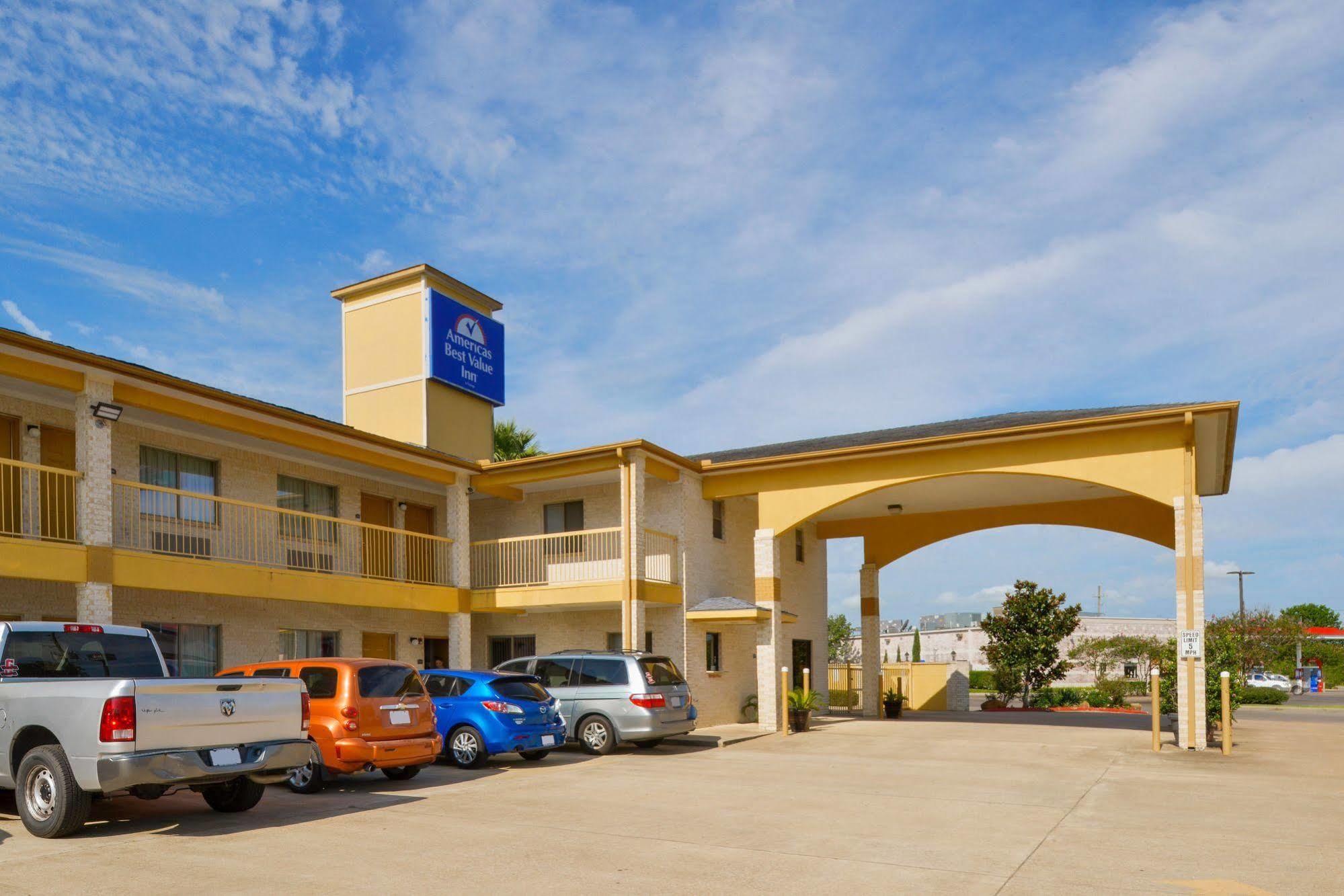 Americas Best Value Inn & Suites Waller/Prairie View מראה חיצוני תמונה