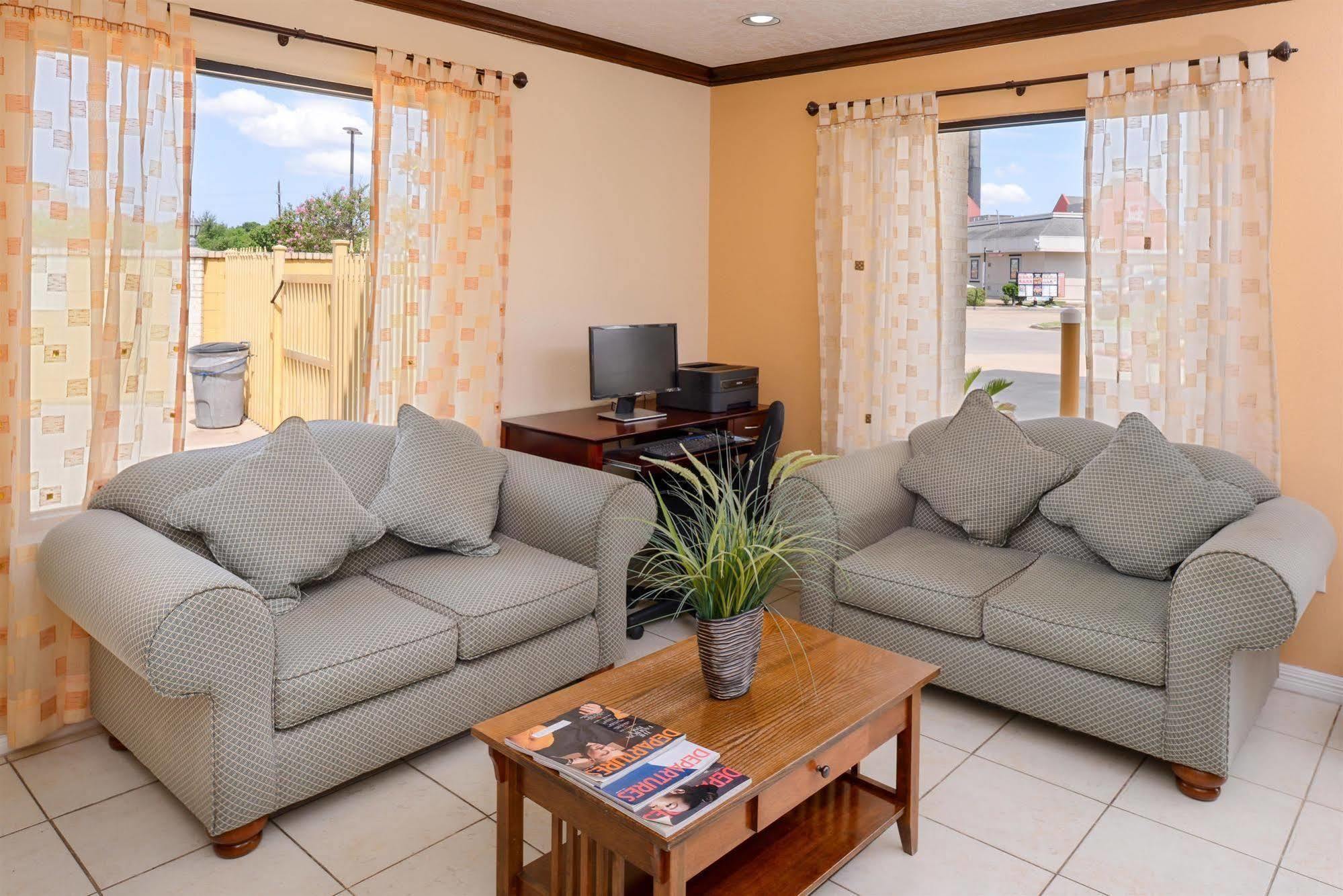 Americas Best Value Inn & Suites Waller/Prairie View מראה חיצוני תמונה